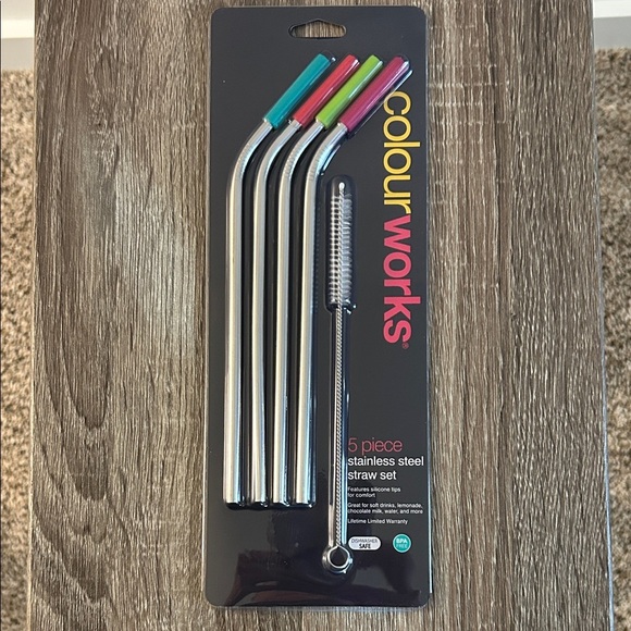 Colourworks Other - Stainless Steel Straw Set with Multi-Colored Tips